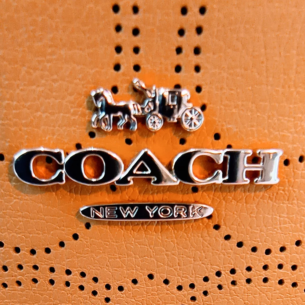 NWOT COACH Perforated Leather Corner‎ Zip Wristlet in  Honey/Tan Color